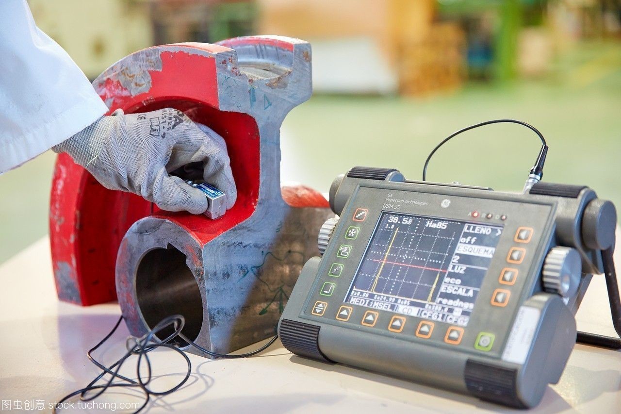 超声波设备。金属件缺陷的控制。无损检测实验室。技术服务行业。圣塞巴斯蒂安tecnalia研究和创新donostiagipuzkoa巴斯克的国家西班牙。